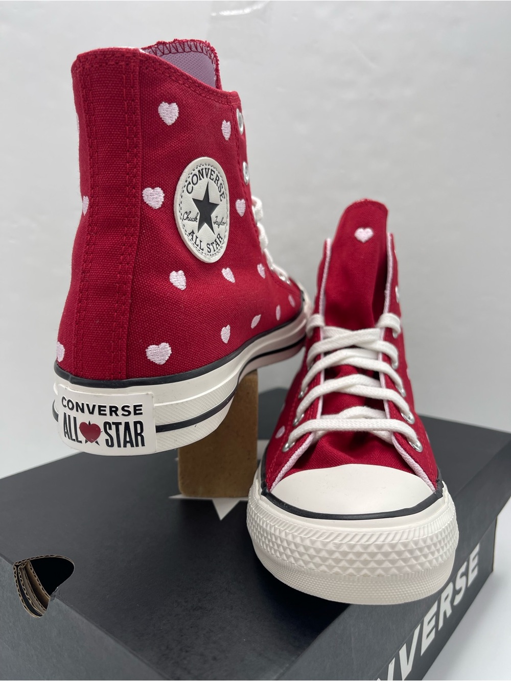 Converse A19065F WMNS 
CTAS HI
DAYS AHEAD/VINTAGE WHITE Sneakers 
Heart Print - Picture 8 of 16